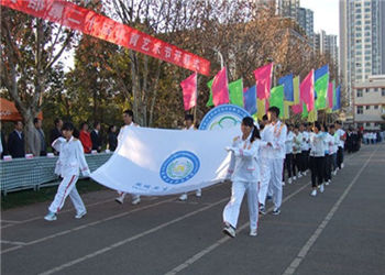 昆陽(yáng)鎮(zhèn)昆明衛(wèi)生職業(yè)學(xué)院2020年五年制大專招生咨詢