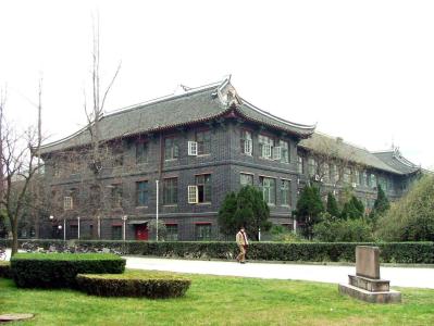 四川大學華西臨床醫(yī)學院校園環(huán)境介紹