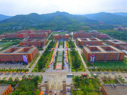 西南交通大學(xué)學(xué)校全景